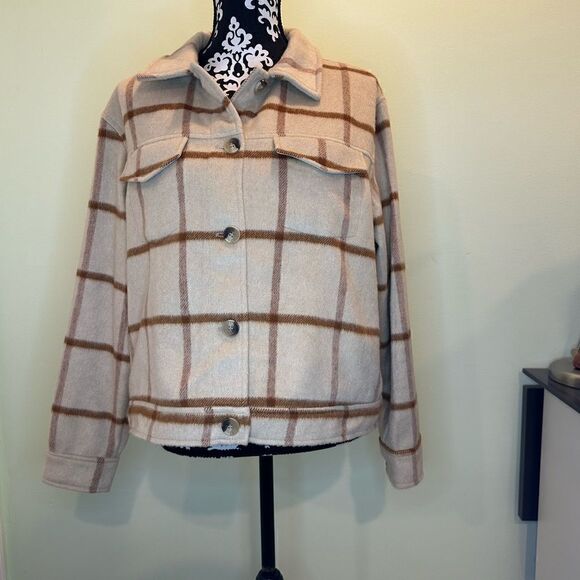 Joie woman Neutral Plaid Fleece jacket/coat! - Picture 3 of 5